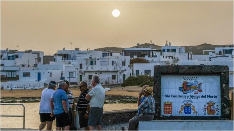 Canarie il parlamento cerca esperti per riformare lo statuto e inserire La Graciosa nello stemma