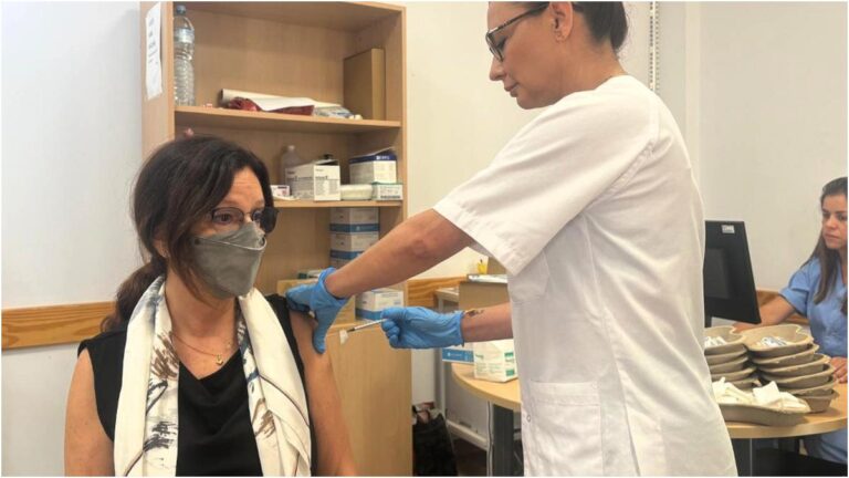 Canarias avvia la campagna di vaccinazione antinfluenzale 2025 2026 in tutti i centri di salute