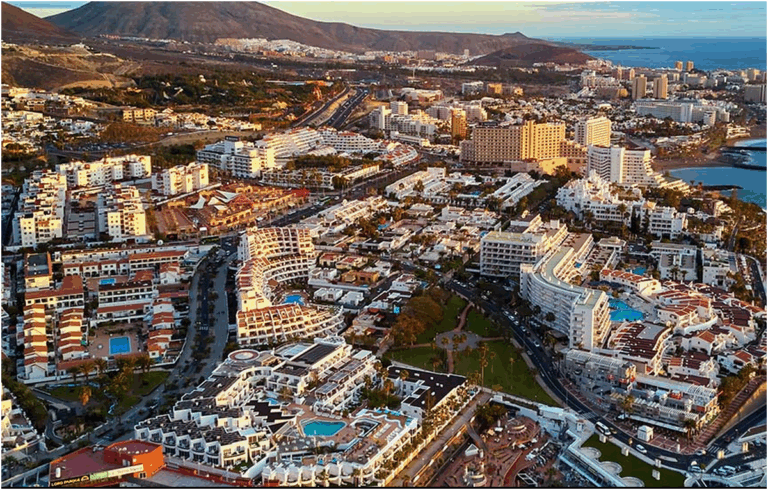 Boom demografico nel sud di Tenerife 43.000 abitanti in 10 anni i comuni chiedono più finanziamenti